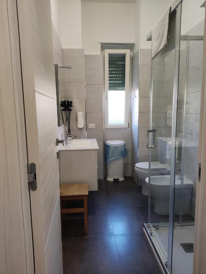 Bed and Breakfast Cuscino E Cornetto Salerno Exterior foto